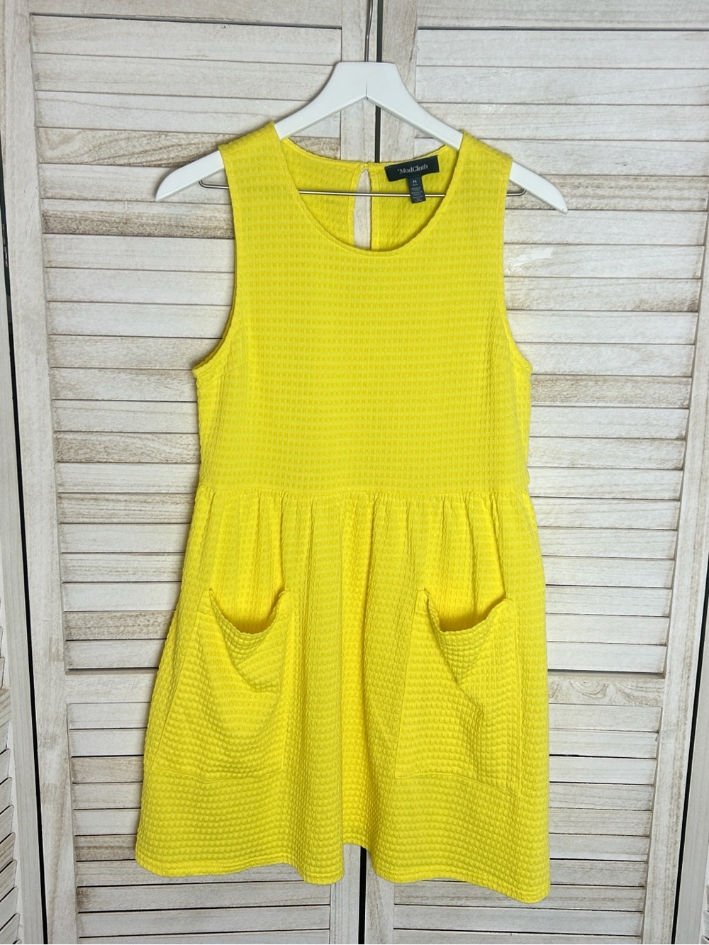 Modcloth Bright Yellow Textured Sleeveless Midi Dress. Size Medium